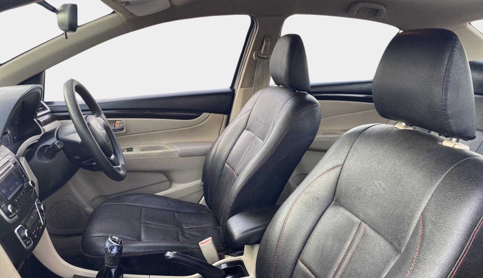 2017 Maruti Ciaz DELTA DIESEL 1.3, Diesel, Manual, 1,02,566 km, Right Side Front Door Cabin