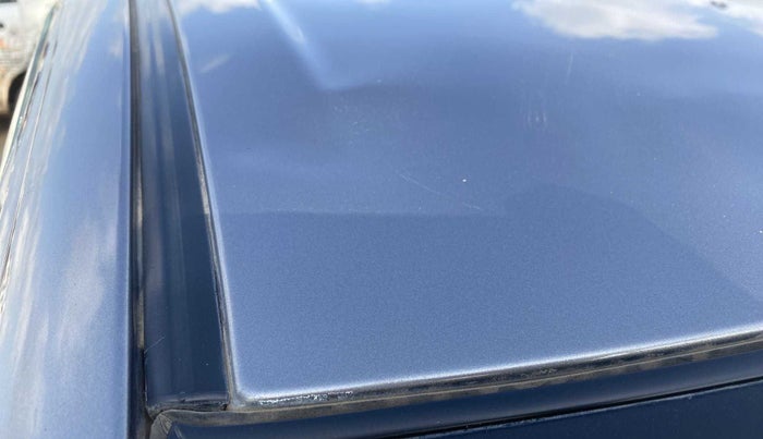 2017 Maruti Ciaz DELTA DIESEL 1.3, Diesel, Manual, 1,02,566 km, Roof - Slightly dented