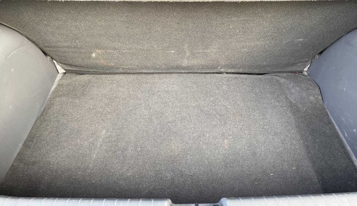 2020 Hyundai GRAND I10 NIOS SPORTZ AMT 1.2 KAPPA VTVT, Petrol, Automatic, 42,456 km, Boot Inside