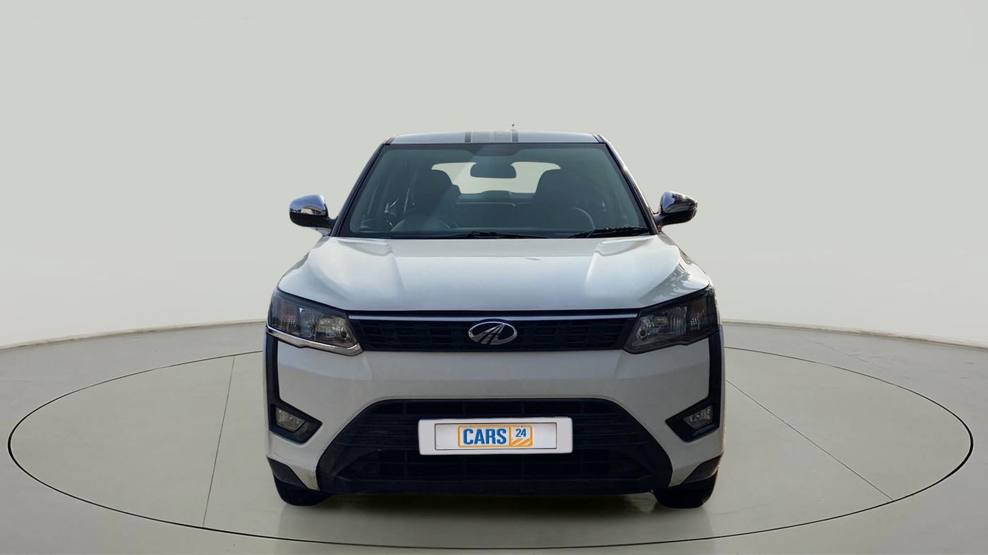 2019 Mahindra XUV300 W4 1.5 DIESEL, Diesel, Manual, 90,586 km, Front