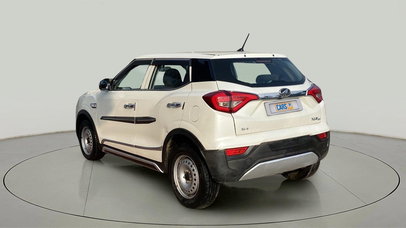 2019 Mahindra XUV300 W4 1.5 DIESEL, Diesel, Manual, 90,586 km, Left Back Diagonal