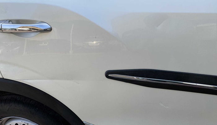 2019 Mahindra XUV300 W4 1.5 DIESEL, Diesel, Manual, 90,586 km, Right rear door - Slightly dented