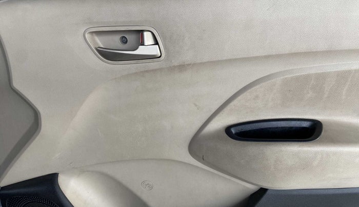 2019 Hyundai NEW SANTRO MAGNA, Petrol, Manual, 58,662 km, Driver Side Door Panels Control