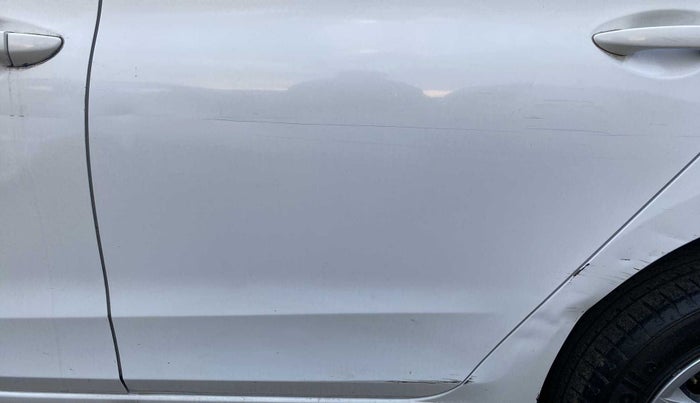 2016 Hyundai Elite i20 MAGNA 1.4 AT, Petrol, Automatic, 16,016 km, Rear left door - Slightly dented