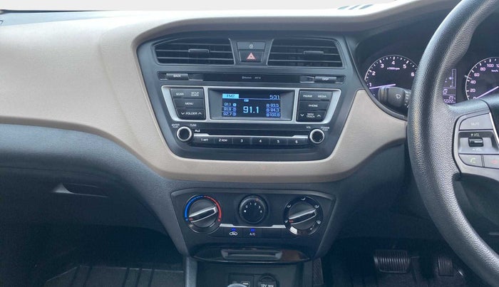 2016 Hyundai Elite i20 MAGNA 1.4 AT, Petrol, Automatic, 16,016 km, Air Conditioner