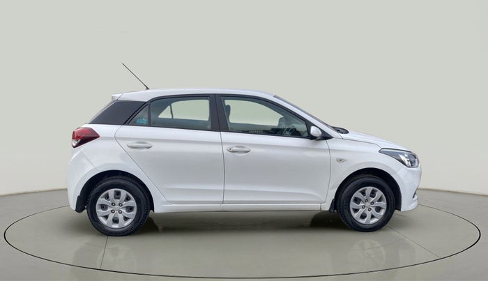 2016 Hyundai Elite i20 MAGNA 1.4 AT, Petrol, Automatic, 16,016 km, Right Side View