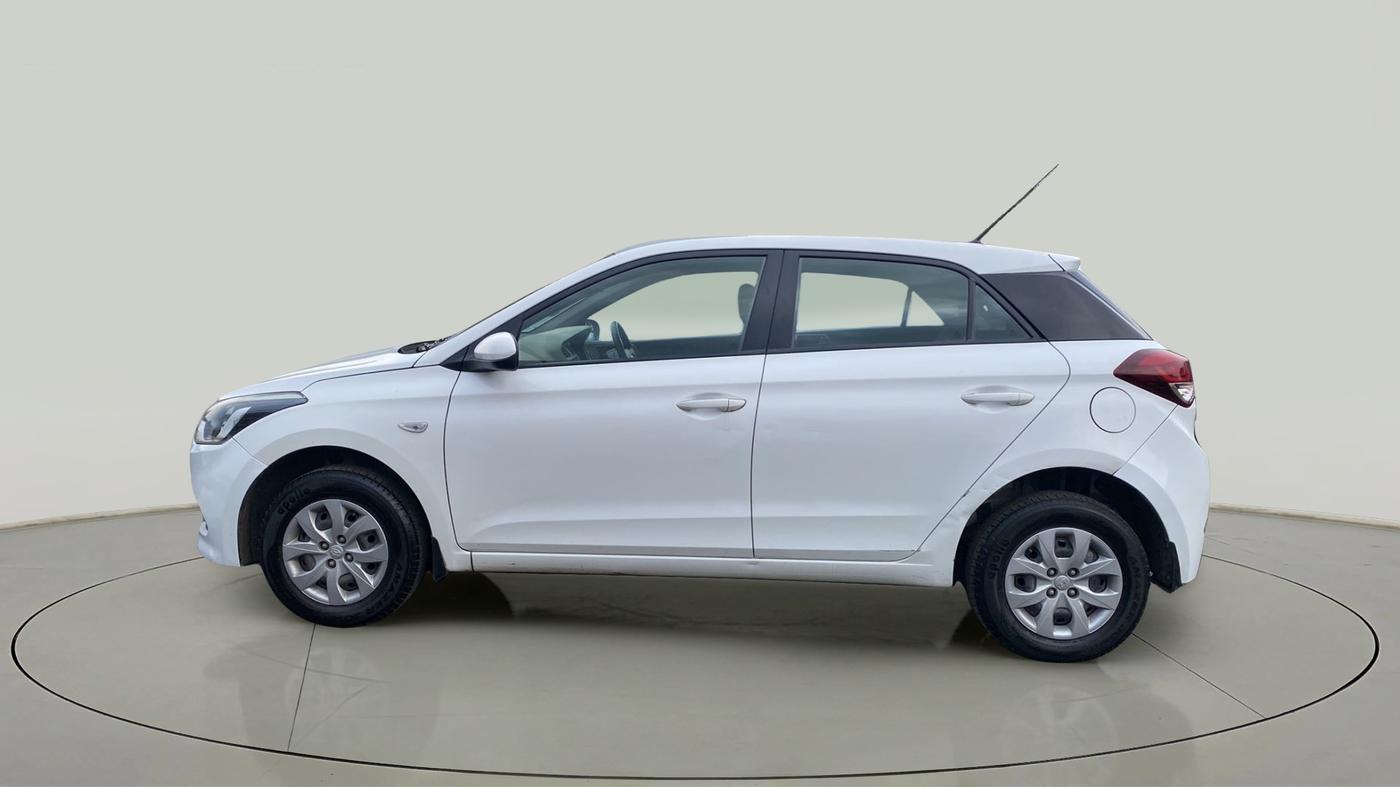 2016 Hyundai Elite i20 MAGNA 1.4 AT, Petrol, Automatic, 16,016 km, Left Side