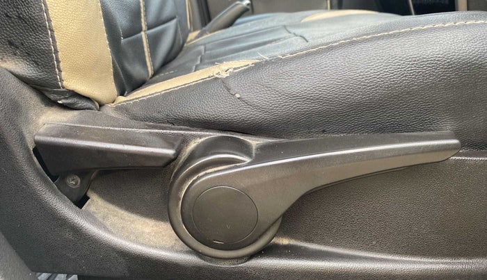 2017 Tata Zest XMS 75PS DIESEL, Diesel, Manual, 1,14,791 km, Driver Side Adjustment Panel