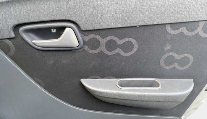 2013 Maruti Alto 800 LXI, Petrol, Manual, 81,967 km, Driver Side Door Panels Control