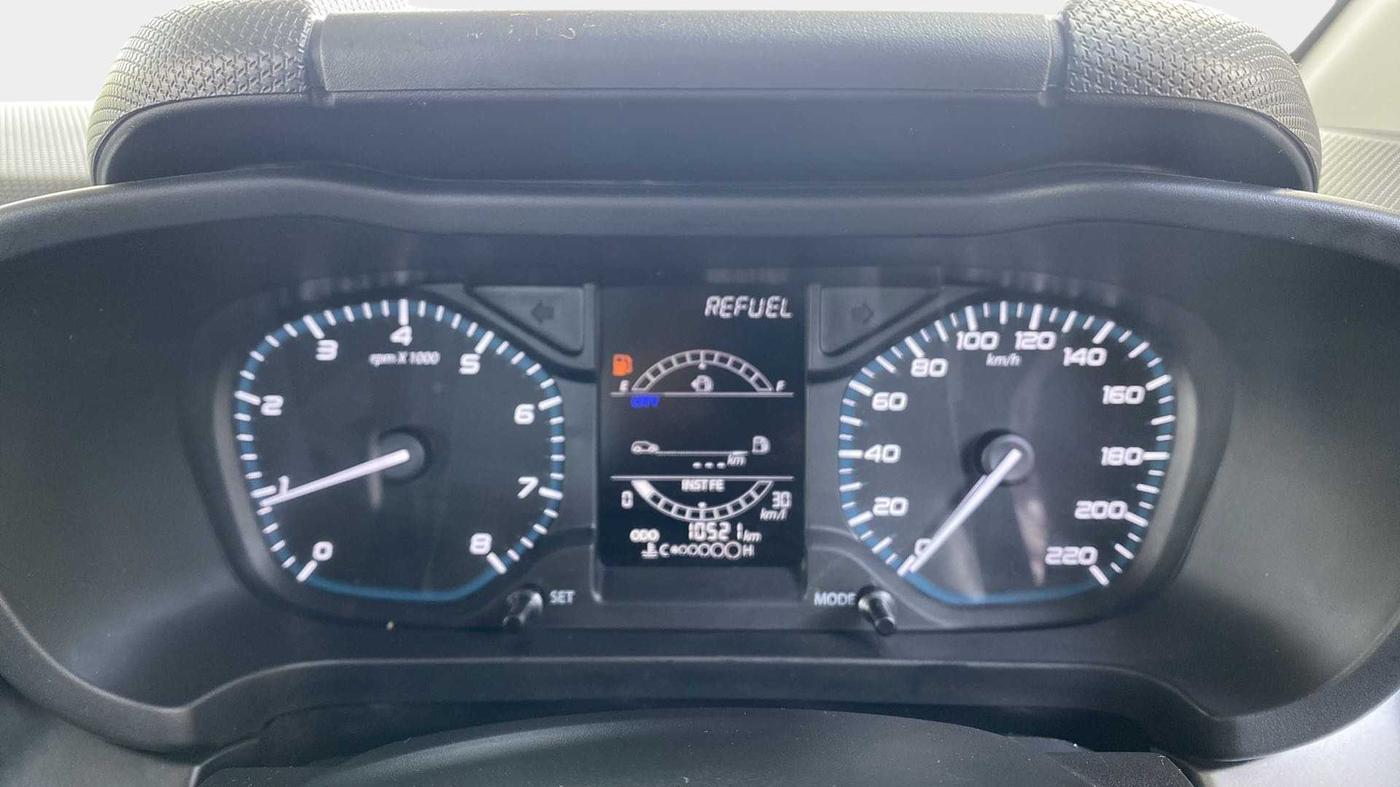 2021 Tata ALTROZ XM PLUS PETROL, Petrol, Manual, 10,500 km, Odometer Image