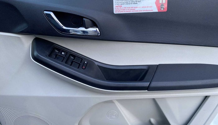 2022 Tata Tiago XZA PLUS PETROL, Petrol, Automatic, 12,465 km, Driver Side Door Panels Control
