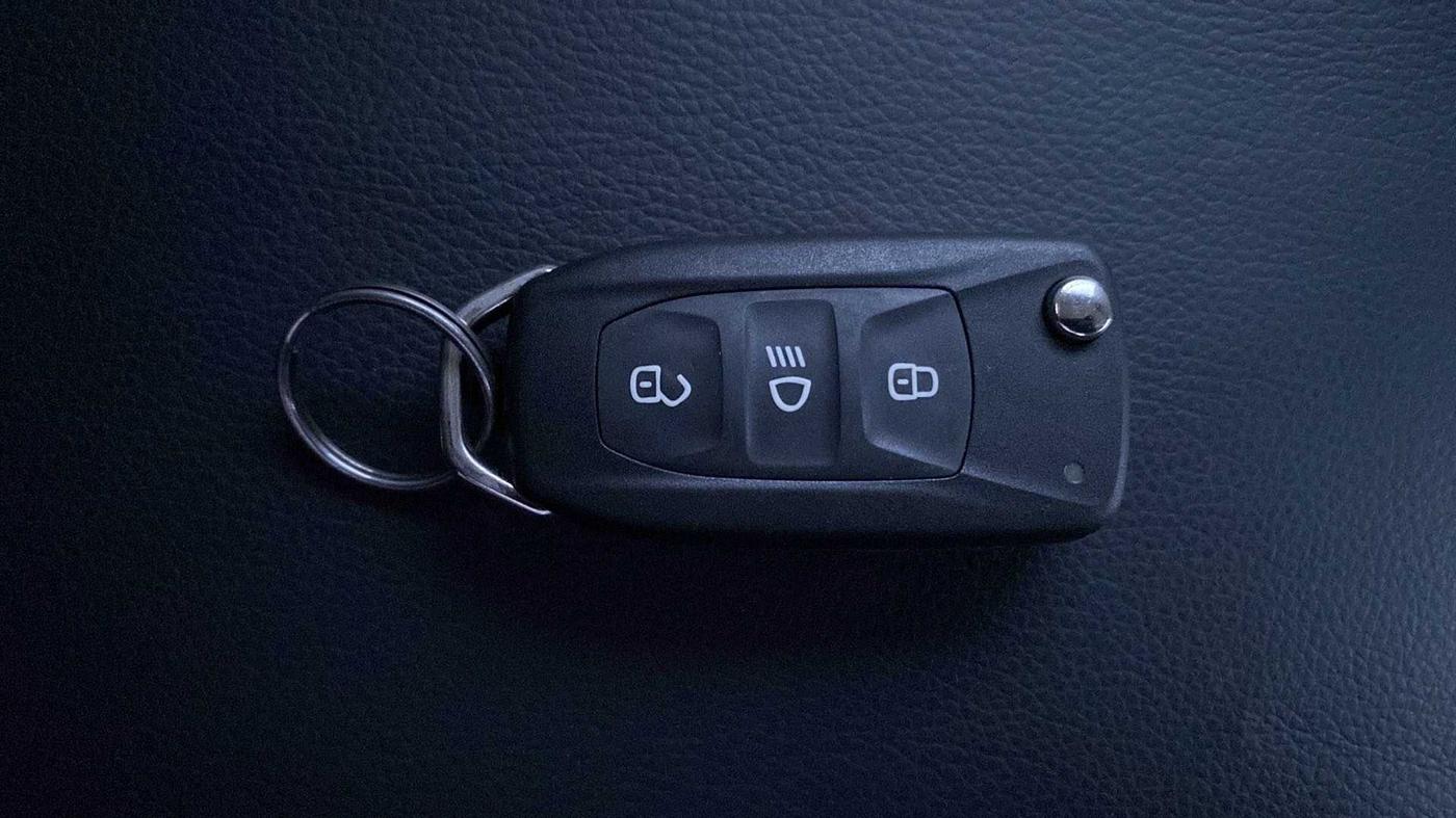 2022 Tata Tiago XZA PLUS PETROL, Petrol, Automatic, 12,465 km, Key Close Up