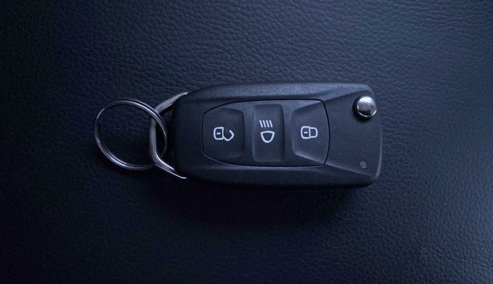 2022 Tata Tiago XZA PLUS PETROL, Petrol, Automatic, 12,465 km, Key Close Up