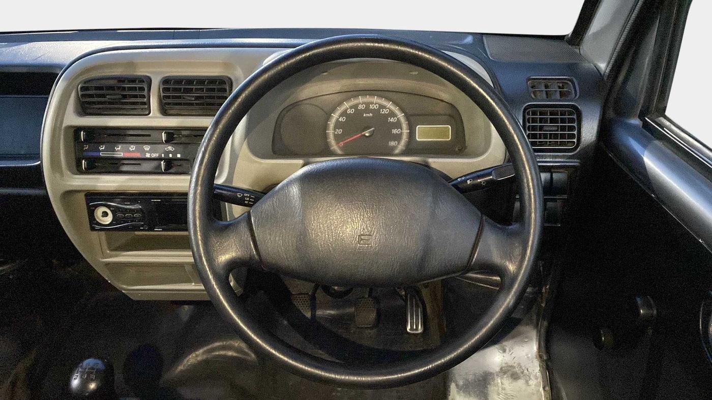 2018 Maruti Eeco 5 STR WITH A/C+HTR, Petrol, Manual, 83,199 km, Steering Wheel Close Up
