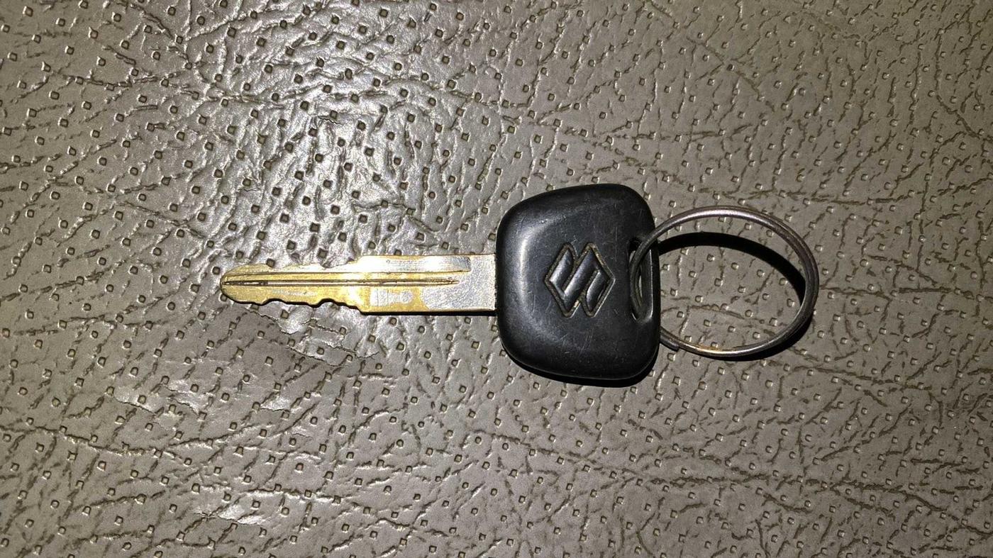 2018 Maruti Eeco 5 STR WITH A/C+HTR, Petrol, Manual, 83,199 km, Key Close Up