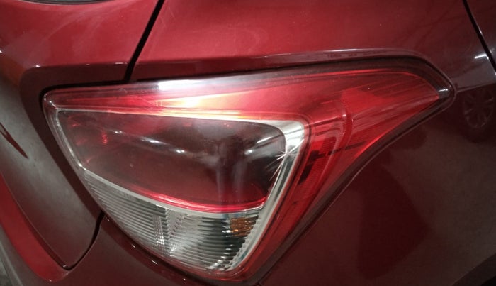 2018 Hyundai Grand i10 MAGNA 1.2 KAPPA VTVT, Petrol, Manual, 27,523 km, Right tail light - Minor damage