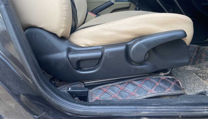 2019 Honda City 1.5L I-VTEC SV, Petrol, Manual, 41,077 km, Driver Side Adjustment Panel