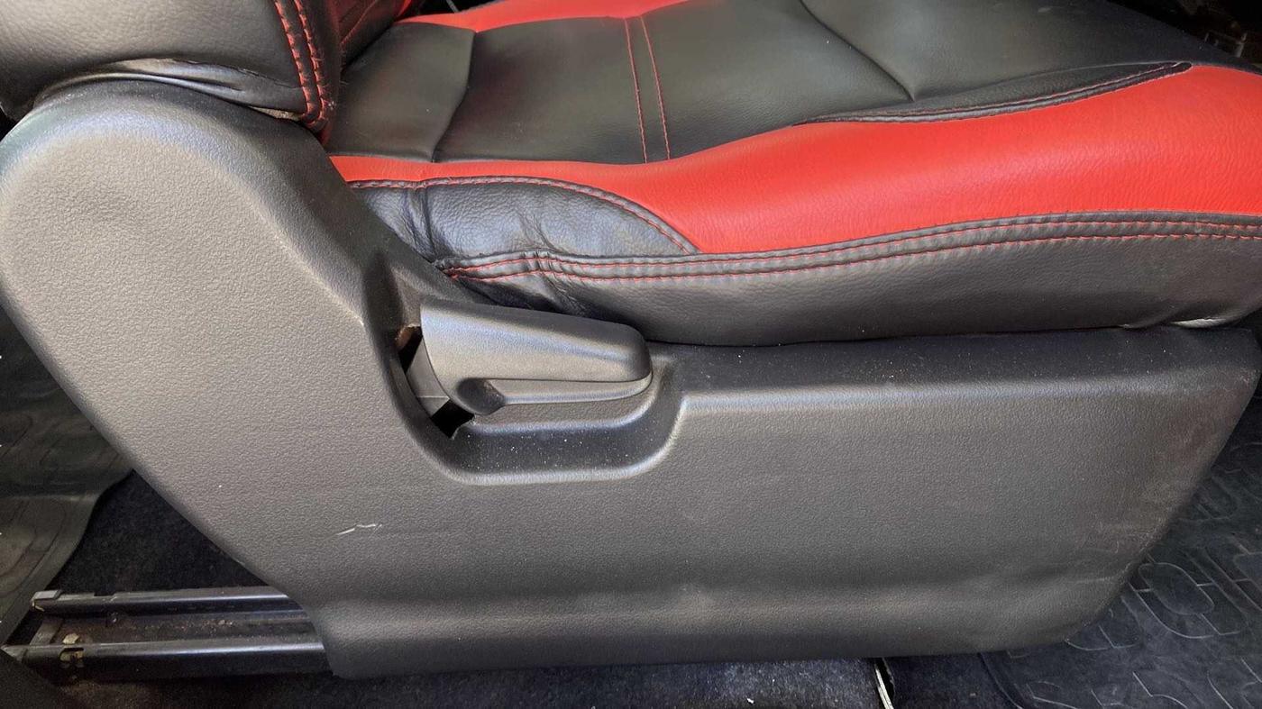 2016 Maruti Wagon R 1.0 VXI AMT, Petrol, Automatic, 65,031 km, Driver Side Adjustment Panel