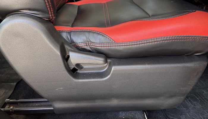 2016 Maruti Wagon R 1.0 VXI AMT, Petrol, Automatic, 65,031 km, Driver Side Adjustment Panel