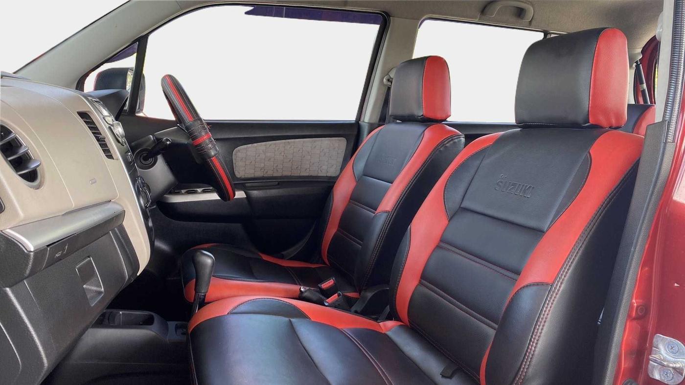 2016 Maruti Wagon R 1.0 VXI AMT, Petrol, Automatic, 65,031 km, Right Side Front Door Cabin