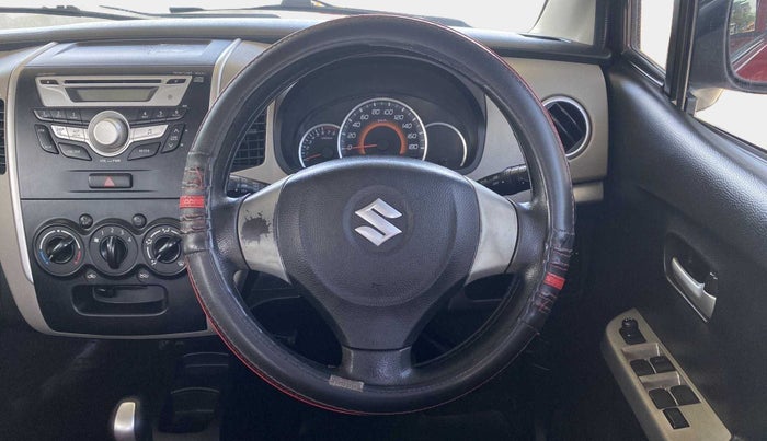 2016 Maruti Wagon R 1.0 VXI AMT, Petrol, Automatic, 65,031 km, Steering Wheel Close Up