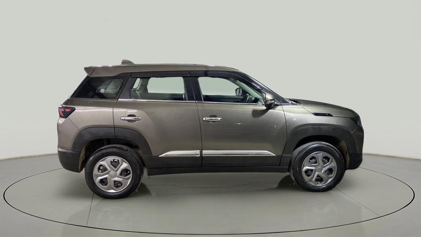 2022 Maruti BREZZA VXI SMART HYBRID, Petrol, Manual, 22,891 km, Right Side View