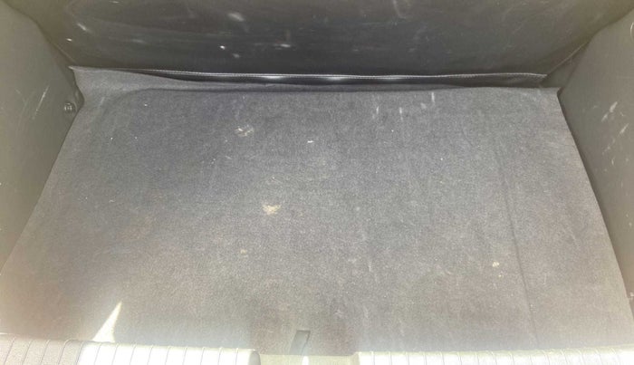 2016 Hyundai Elite i20 ASTA 1.2, Petrol, Manual, 74,013 km, Boot Inside
