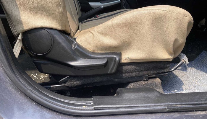 2017 Maruti Baleno DELTA PETROL 1.2, Petrol, Manual, 19,076 km, Driver Side Adjustment Panel