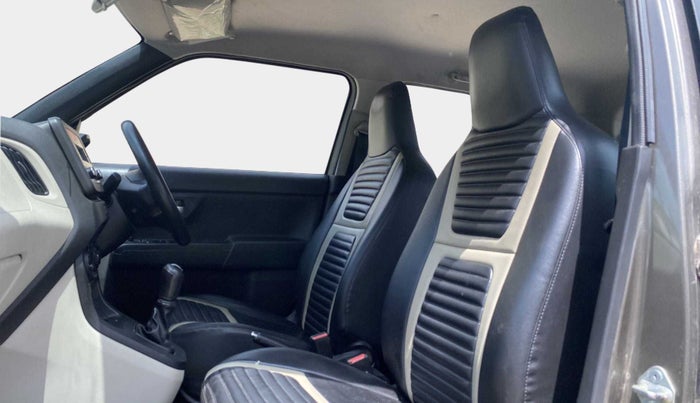 2019 Maruti New Wagon-R VXI 1.2, Petrol, Manual, 45,075 km, Right Side Front Door Cabin