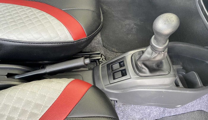 2018 Maruti Alto 800 LXI, Petrol, Manual, 5,372 km, Gear Lever
