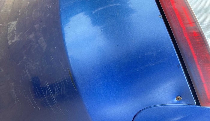2012 Maruti Swift VDI, Diesel, Manual, 71,597 km, Rear bumper - Minor scratches