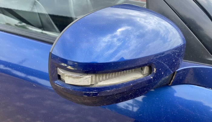 2012 Maruti Swift VDI, Diesel, Manual, 71,597 km, Right rear-view mirror - Mirror motor not working