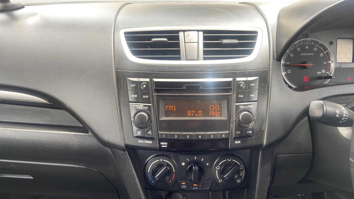 2016 Maruti Swift VXI, Petrol, Manual, 63,411 km, Air Conditioner