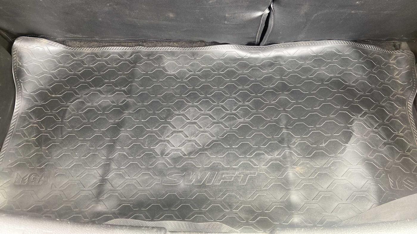 2016 Maruti Swift VXI, Petrol, Manual, 63,411 km, Boot Inside