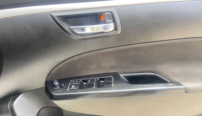 2016 Maruti Swift VXI, Petrol, Manual, 63,411 km, Driver Side Door Panels Control