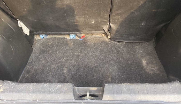 2018 Maruti Baleno DELTA PETROL 1.2, Petrol, Manual, 80,110 km, Boot Inside