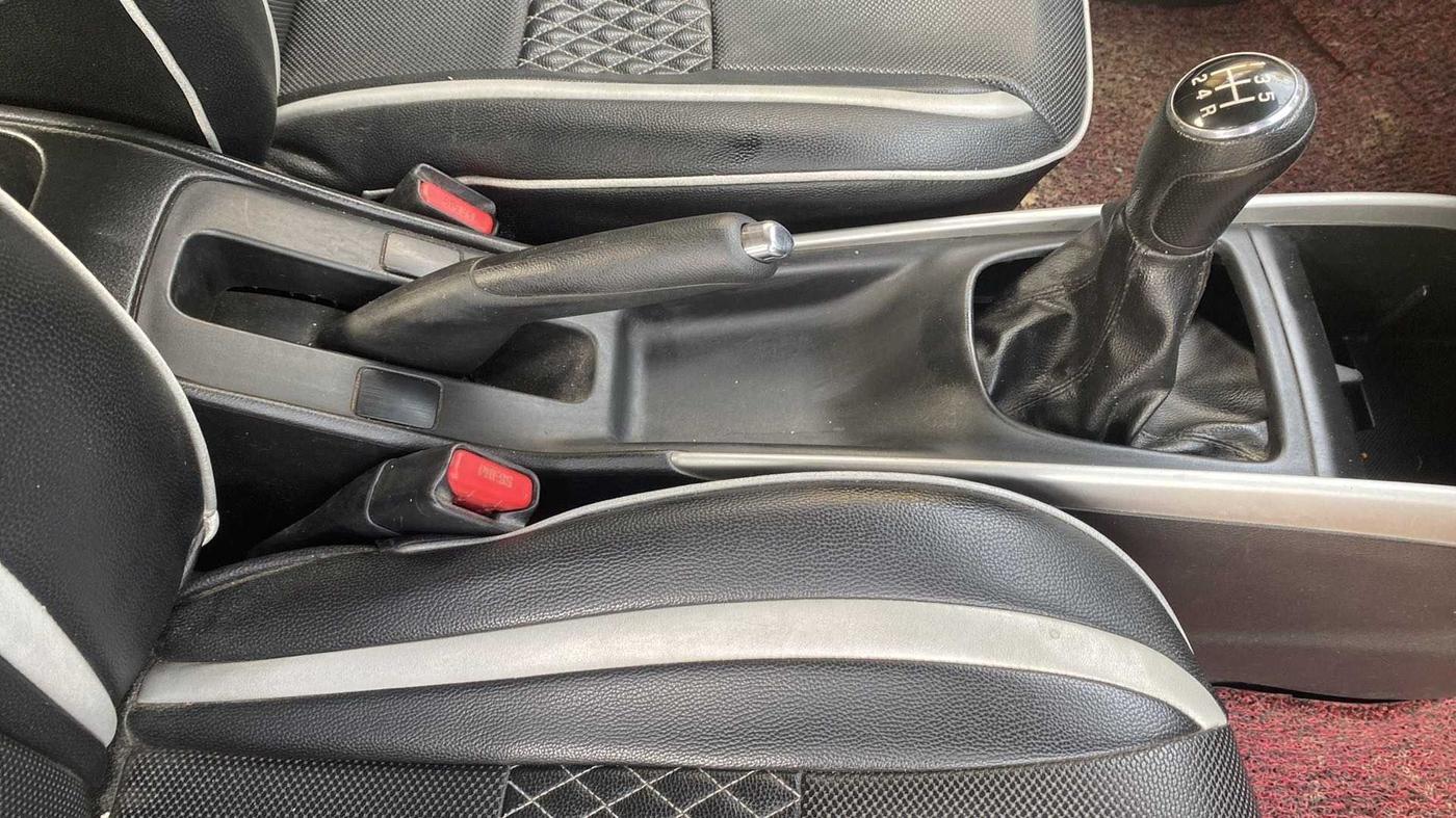 2018 Maruti Baleno DELTA PETROL 1.2, Petrol, Manual, 80,110 km, Gear Lever