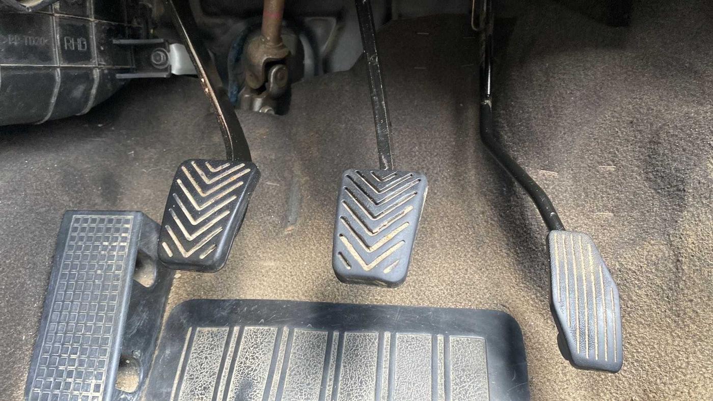 2014 Hyundai Santro Xing GLS, CNG, Manual, 75,826 km, Pedals