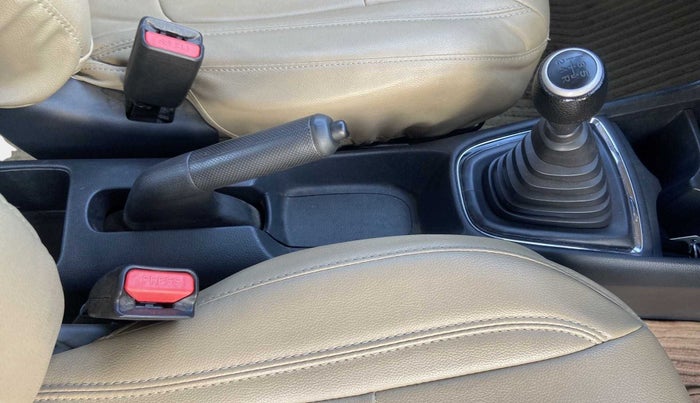 2019 Honda Amaze 1.2L I-VTEC V, CNG, Manual, 52,809 km, Gear Lever