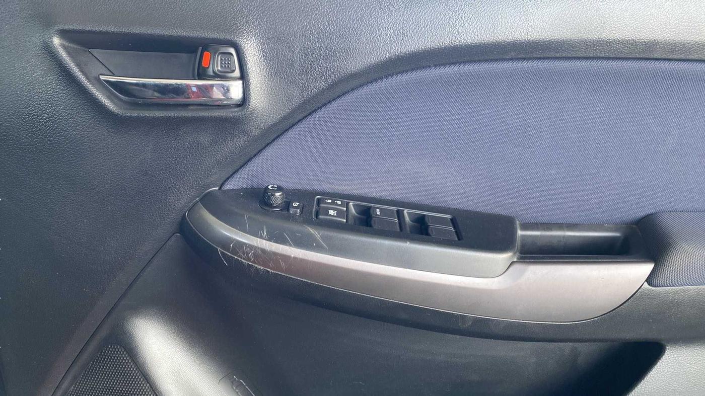 2020 Maruti Baleno DELTA PETROL 1.2, Petrol, Manual, 22,377 km, Driver Side Door Panels Control