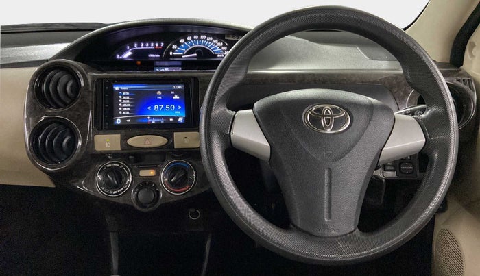2018 Toyota Etios Liva V, CNG, Manual, 43,408 km, Steering Wheel Close Up