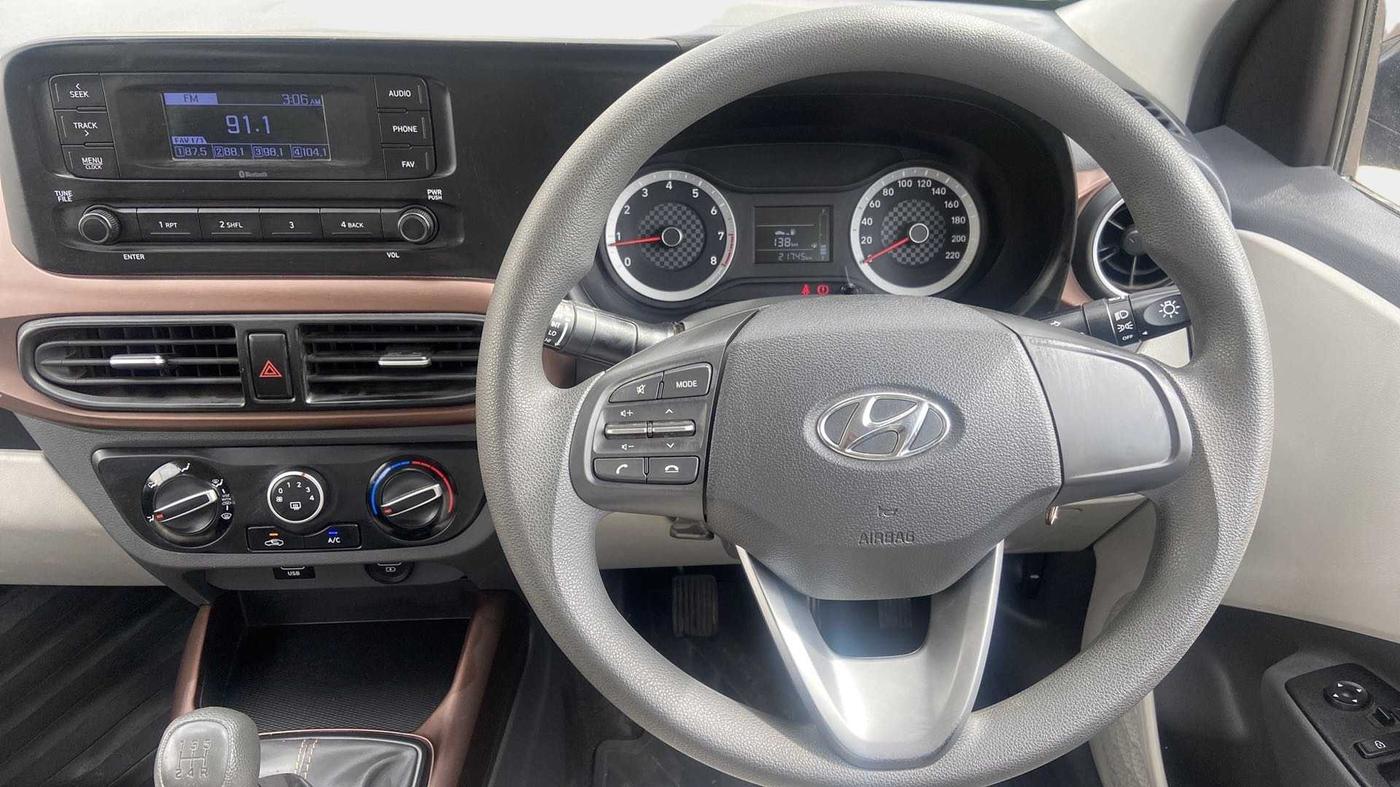 2020 Hyundai AURA S 1.2, Petrol, Manual, 21,742 km, Steering Wheel Close Up