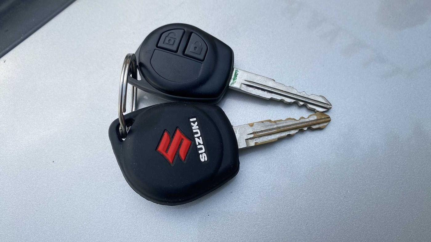 2012 Maruti Wagon R 1.0 VXI, Petrol, Manual, 49,824 km, Key Close Up