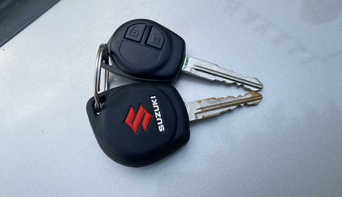 2012 Maruti Wagon R 1.0 VXI, Petrol, Manual, 49,824 km, Key Close Up