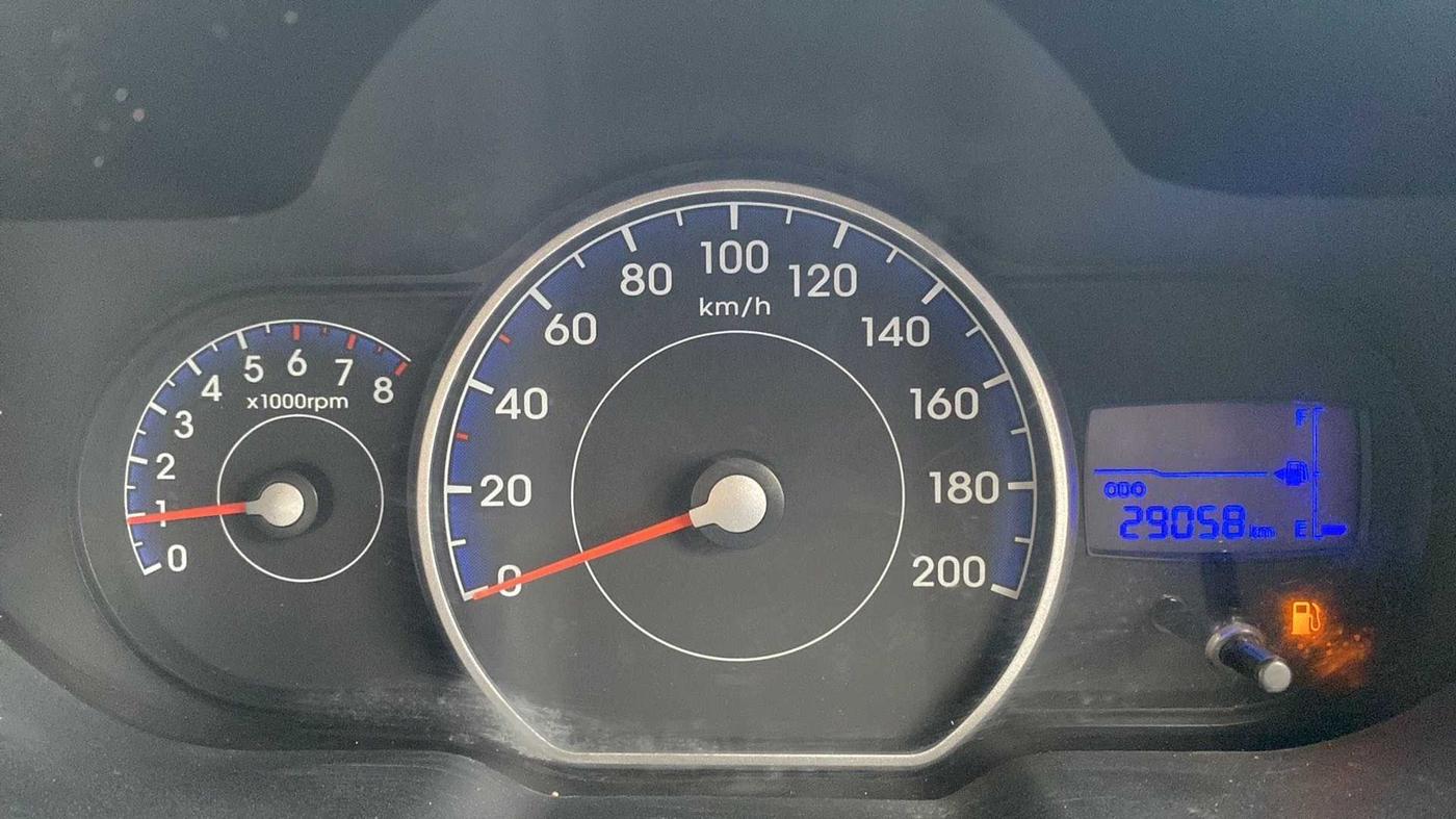 2014 Hyundai i10 SPORTZ 1.1, Petrol, Manual, 29,049 km, Odometer Image