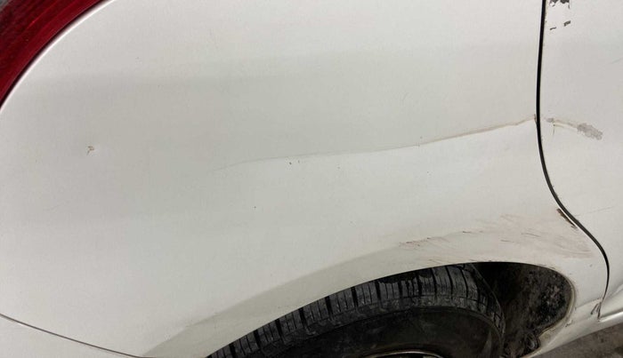 2017 Maruti Swift LXI (O), Petrol, Manual, 37,099 km, Right quarter panel - Minor scratches