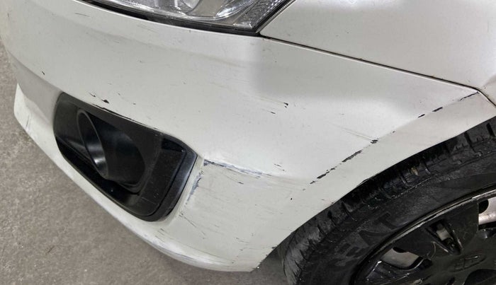2017 Maruti Swift LXI (O), Petrol, Manual, 37,099 km, Front bumper - Minor scratches