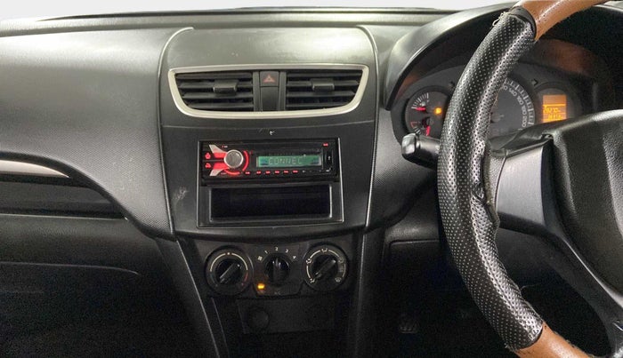 2017 Maruti Swift LXI (O), Petrol, Manual, 37,099 km, Air Conditioner