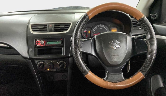 2017 Maruti Swift LXI (O), Petrol, Manual, 37,099 km, Steering Wheel Close Up