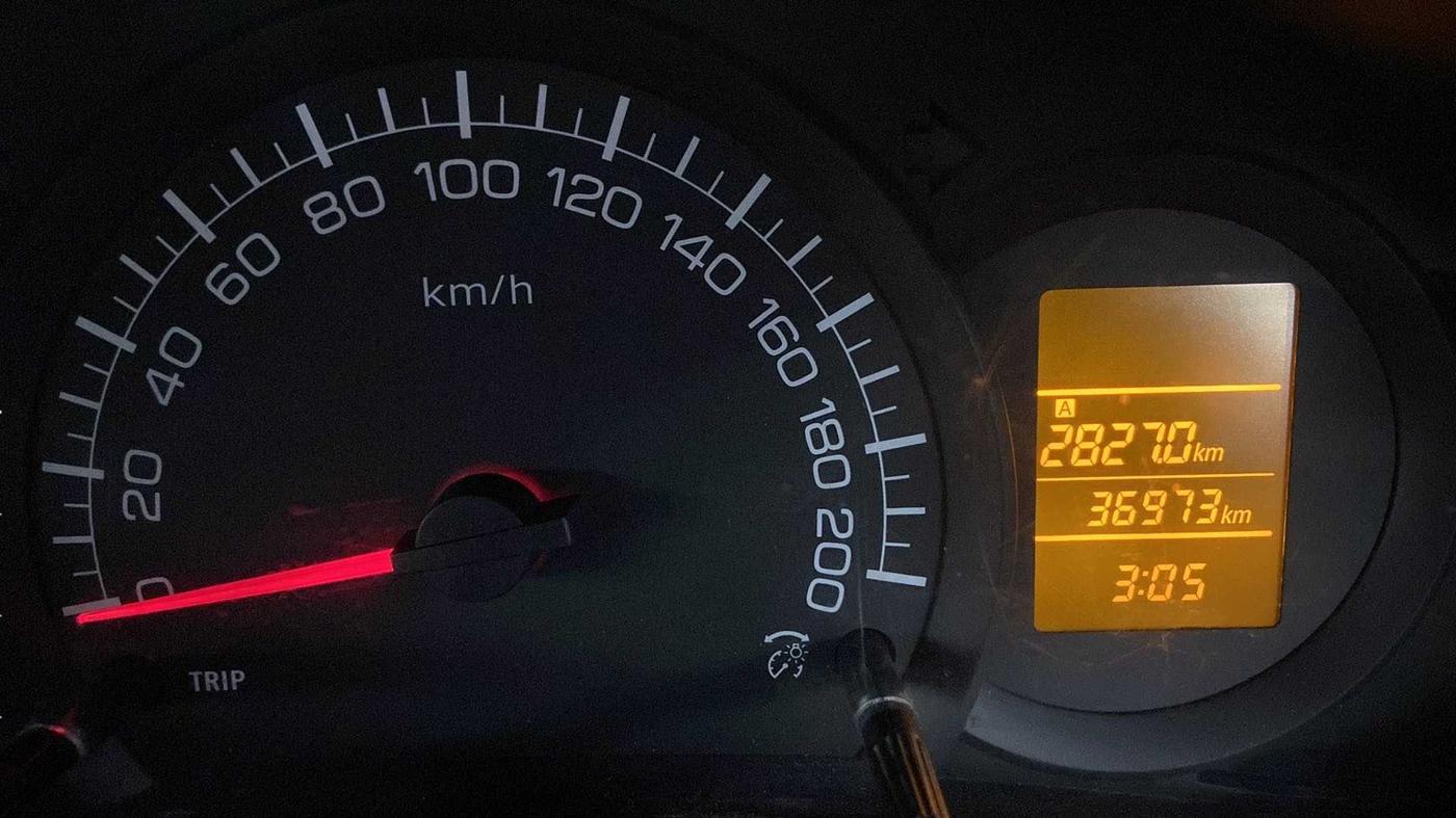 2017 Maruti Swift LXI (O), Petrol, Manual, 37,099 km, Odometer Image